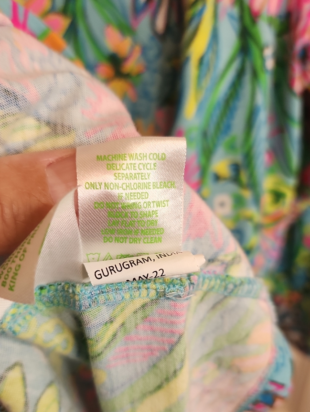Lilly Pulitzer Pastel Floral Print Dress Vneck Long Sleeves Gathered Layer Tiers - Picture 4 of 7